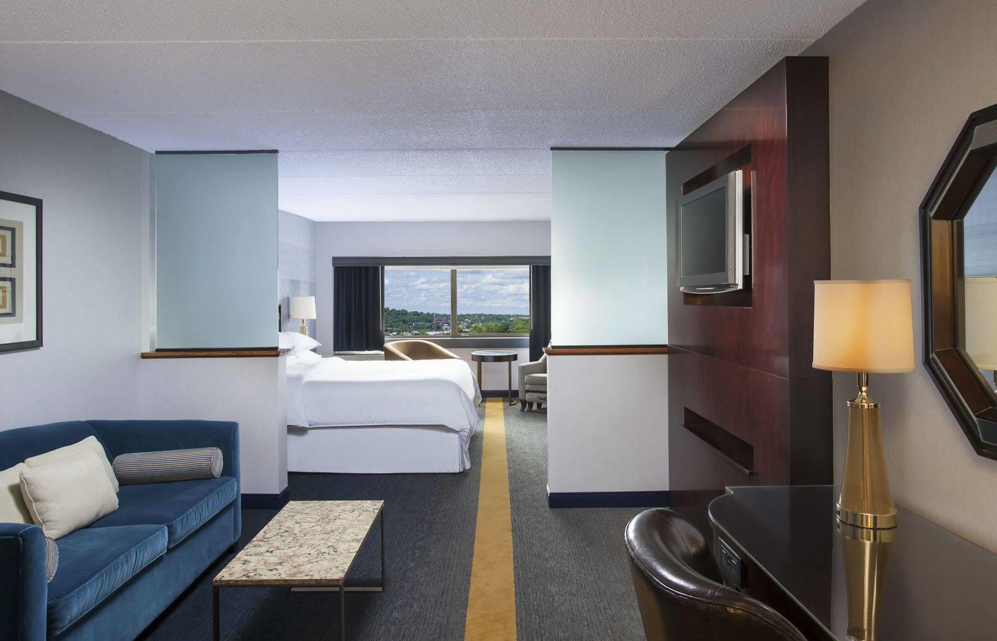 Sheraton Syracuse University Hotel And Conference Center Ngoại thất bức ảnh